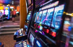 Live In-Play ဘောလုံးလောင်းကစား Real-time Odds